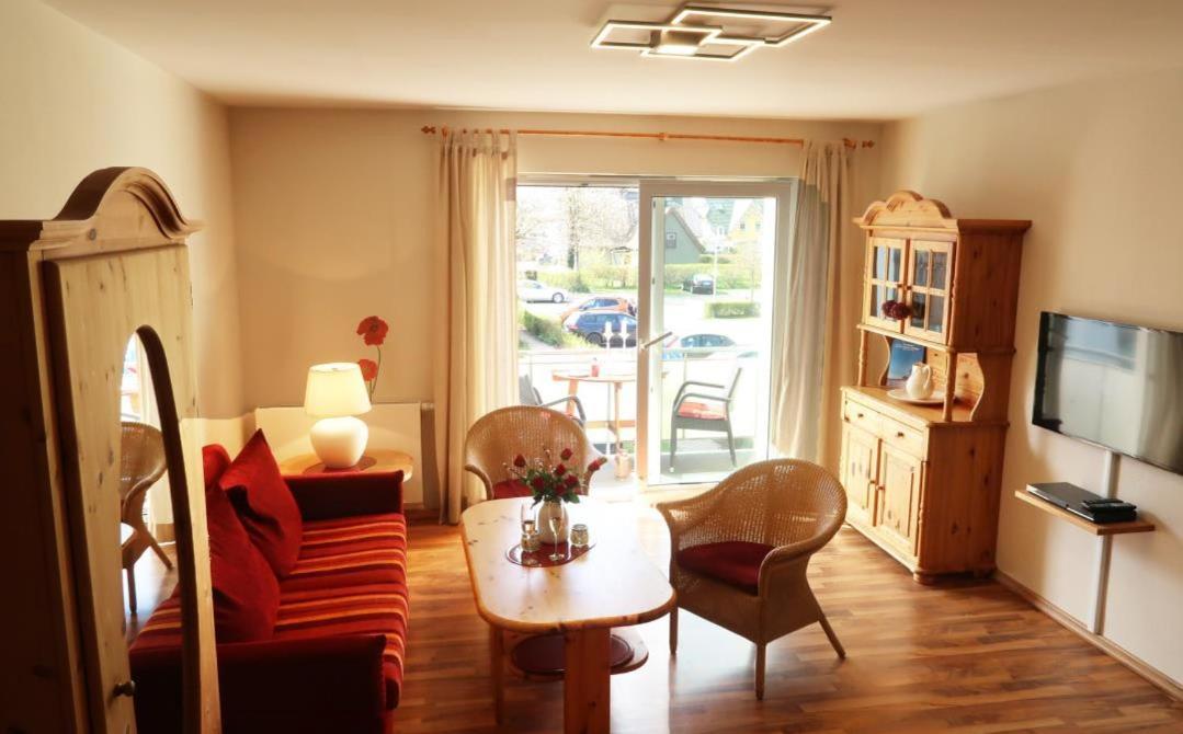 Wohnung 9 Meer-Ruhe Im Haus Stranddistel Komfortable Ferienwohnung Im 1 Og Fuer 4 Personen In 青斯特 外观 照片
